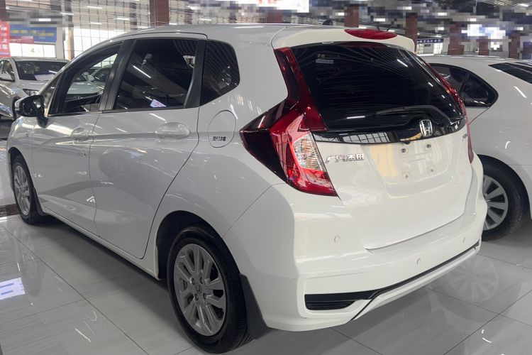 Used Honda Fit 2018 1.5L CVT Comfort Sunroof Version
