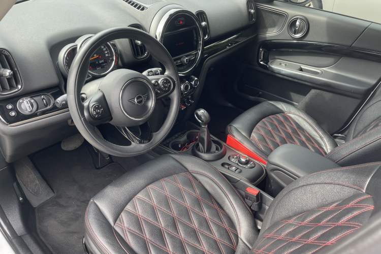 Used  Countryman 2018 1.5T COOPER Special Edition
