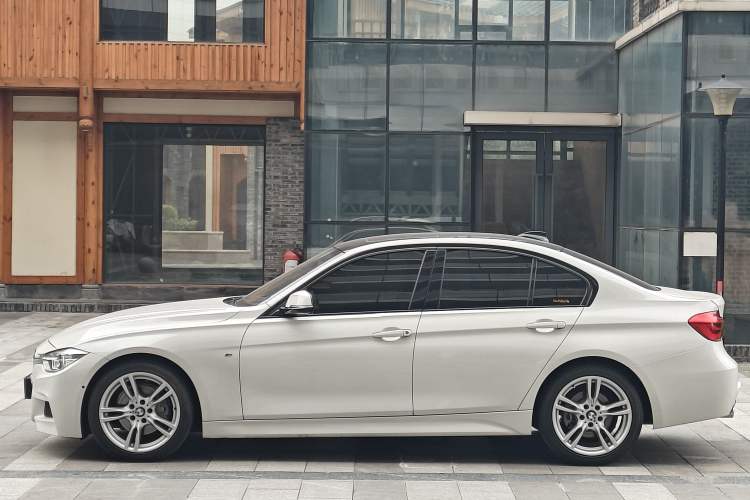 Used BMW 3 Series 2019 320i M Sport Package
