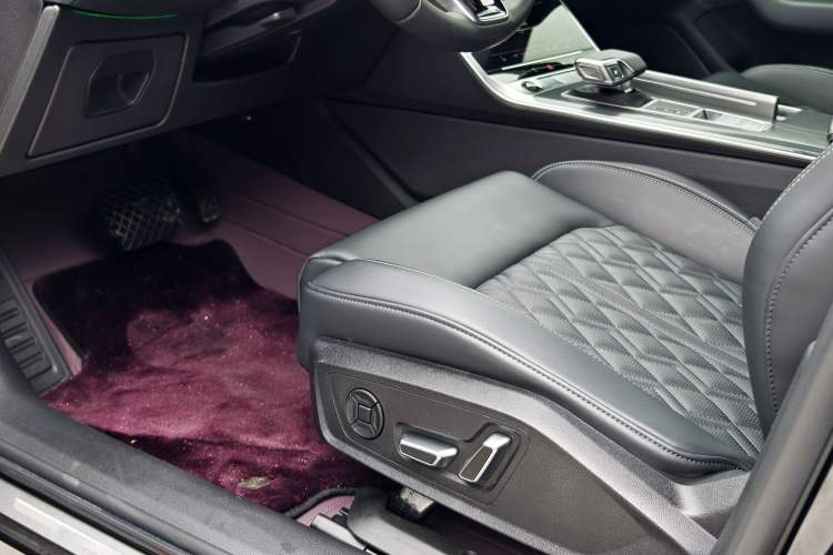 Used Audi A6L 2025 Revised 45 TFSI Prestige Dynamic Edition
