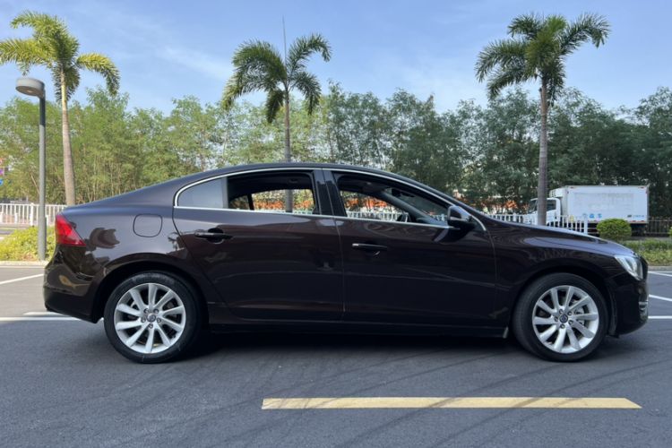 Used Volvo S60 2018 S60L T3 Smart Upgrade Edition
