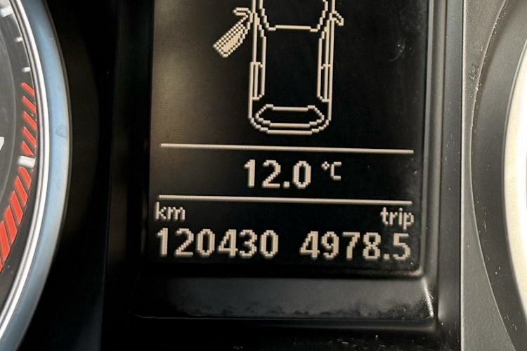 Used Volkswagen Golf 2011 2.0 TSI R
