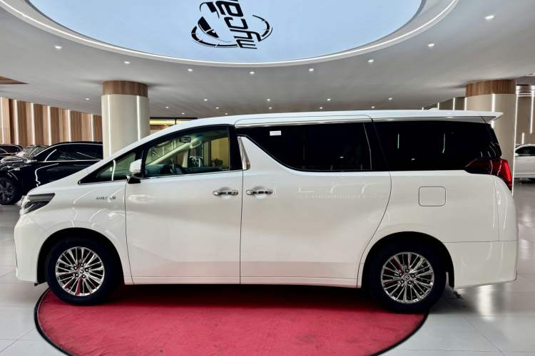 Used Toyota Alphard 2020 Dual-Engine 2.5L Prestige Edition
