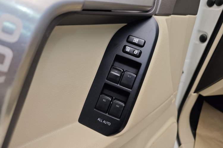 Used Toyota Prado 2018 3.5L Automatic TX-L NAVI