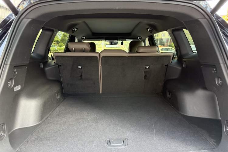 Used Buick Envision 2022 Encore Plus 652T Five-Seat Luxury Model
