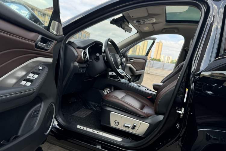 Used Wey VV6 2021 2.0T Two-Wheel Drive Smart Protection+
