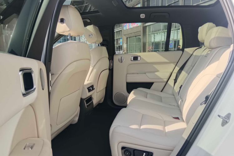 Used Li Auto L7 2023 Air model
