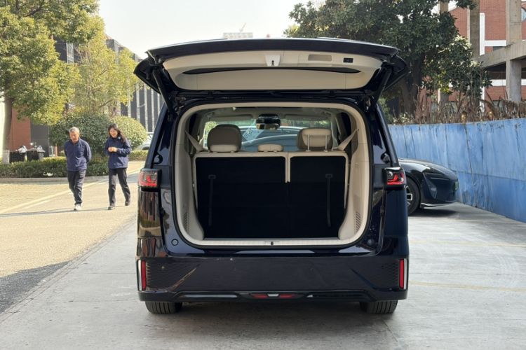 Used VOYAH Dream 2022 Low-Carbon Edition Dream+ Smart Enjoyment Package
