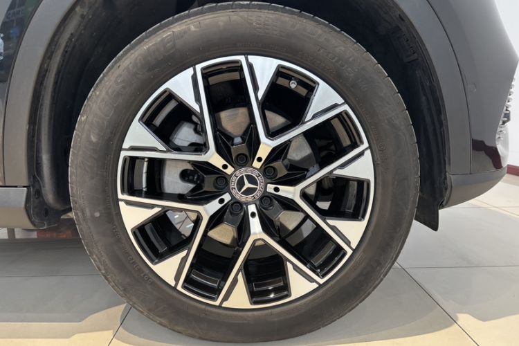 Used Mercedes-Benz GLC 2024 GLC 260 L 4MATIC Dynamic Edition 5-seater