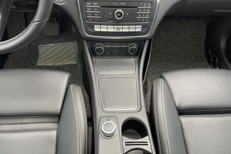 TDK.VehicleDetails.img