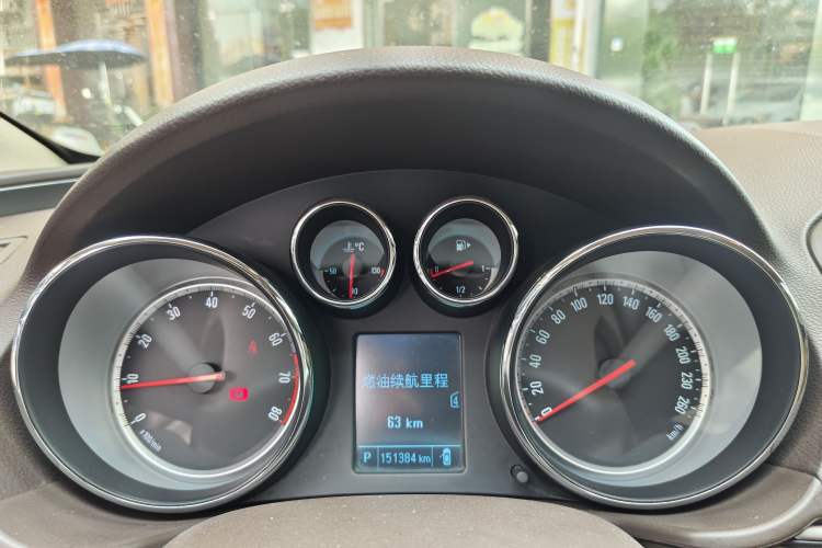 Used Buick Regal 2015 2.0L Leading Fashion Edition
