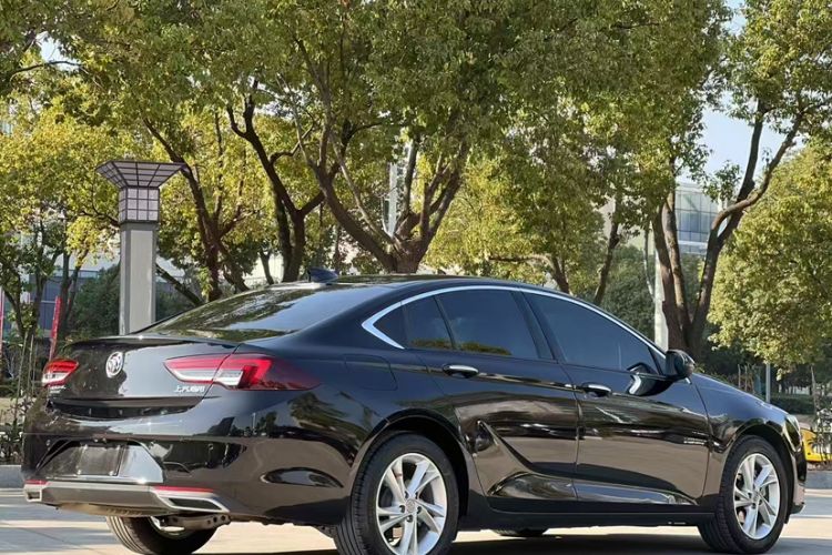 TDK.VehicleDetails.img