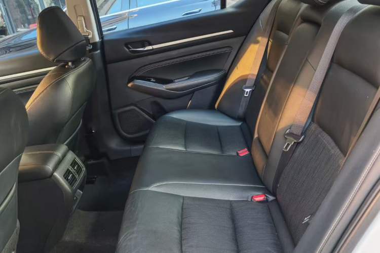 Used Nissan Teana 2022 2.0L XL-TLS Enjoyment Edition
