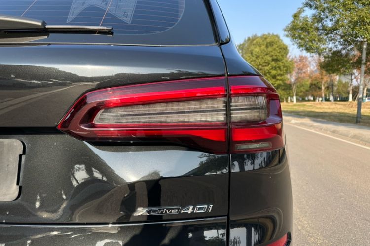 Used BMW X5 2022 xDrive40i M Sport Package
