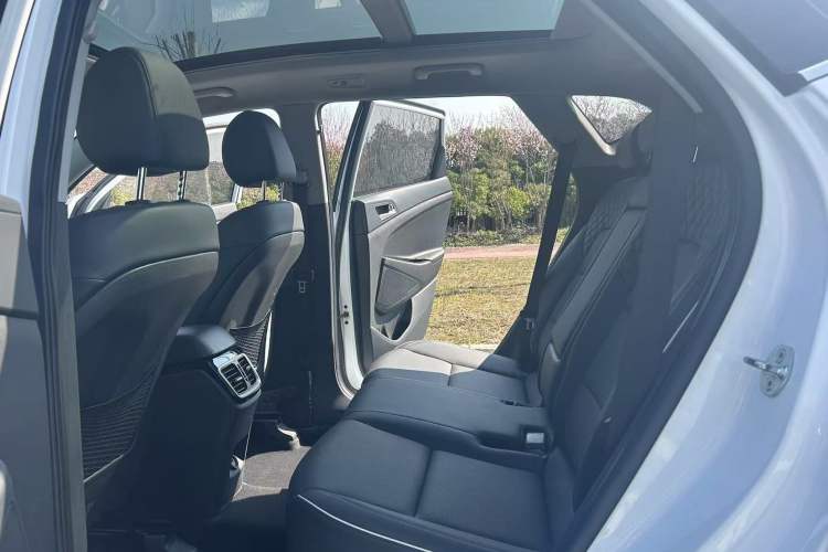 Used Hyundai Tucson 2020 280TGDi Two-Wheel-Drive GLS Fashion Edition China VI Standard
