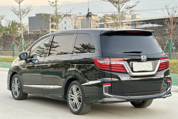 Used Honda Elysion 2019 2.0L Hybrid Luxury Edition