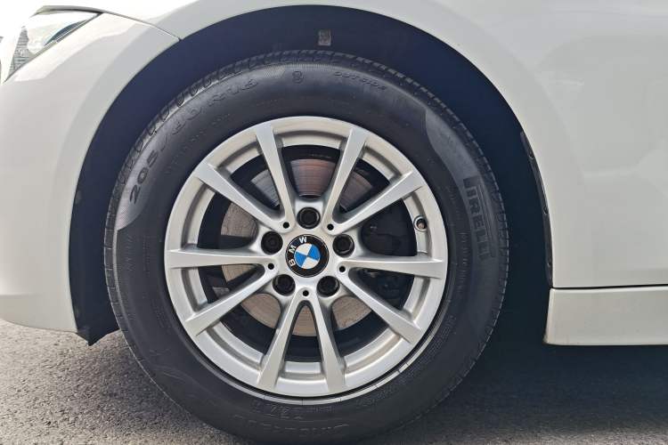 TDK.VehicleDetails.img