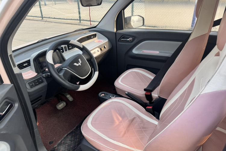 Used Wuling Hongguang MINIEV 2021 Macaron Premium Model – Lithium Iron Phosphate
