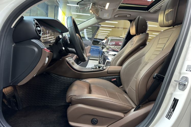 Used Mercedes-Benz E-Class 2018 Facelift E 200 L Sport Edition
