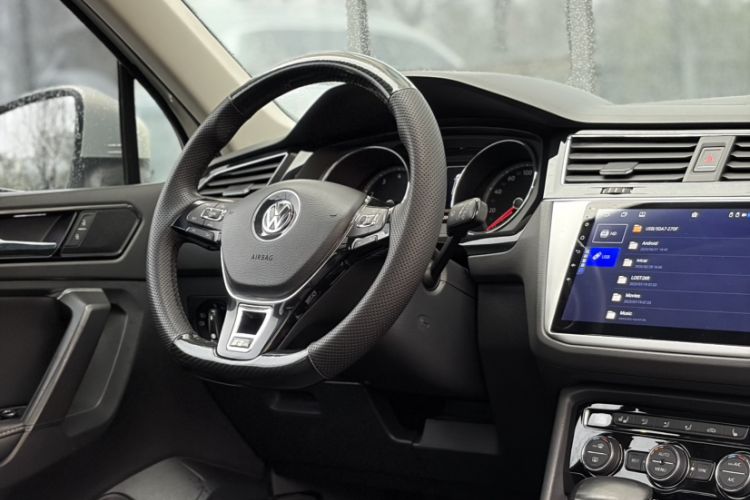 Used Volkswagen Tiguan L 2017 330TSI Automatic Two-Wheel Drive Luxury Edition