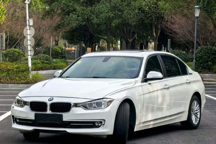 Used BMW 3 Series 2015 316Li Fashion Model