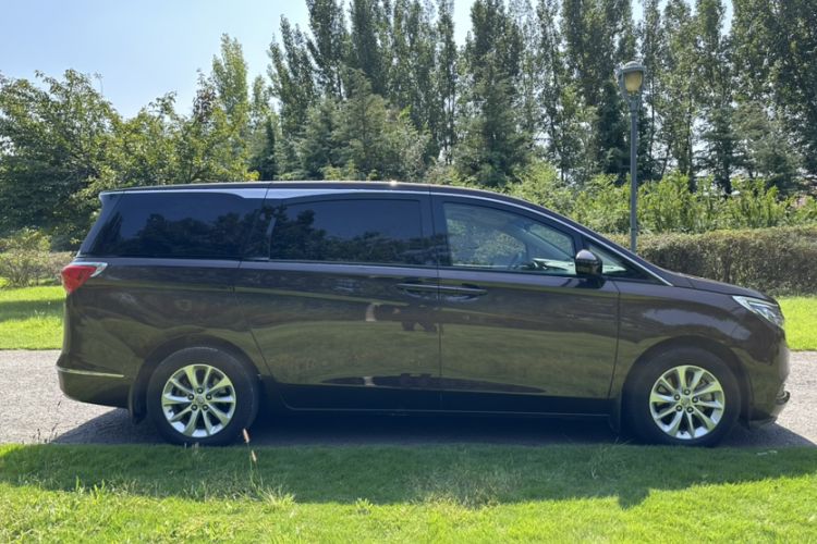 Used Buick GL8 2017 ES 28T Comfort Model China V Standard
