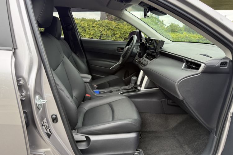 Used Toyota Corolla Cross 2023 2.0L Pioneer Edition
