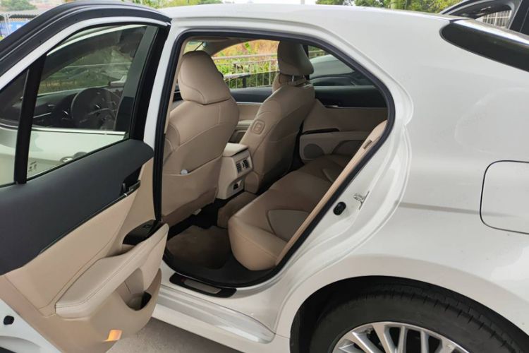 Used Toyota Camry 2019 2.5G Luxury Edition China VI Standard