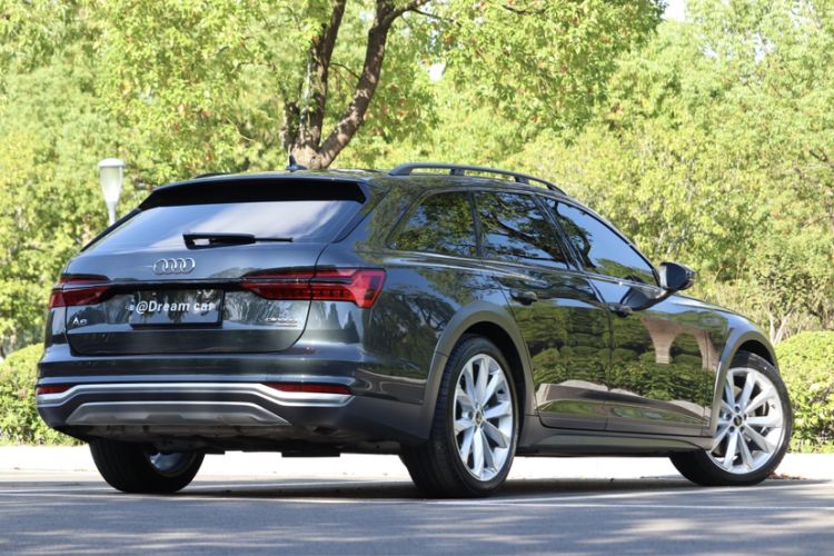 Used Audi A6 2023 allroad quattro 55 TFSI Prestige Off-Road Model
