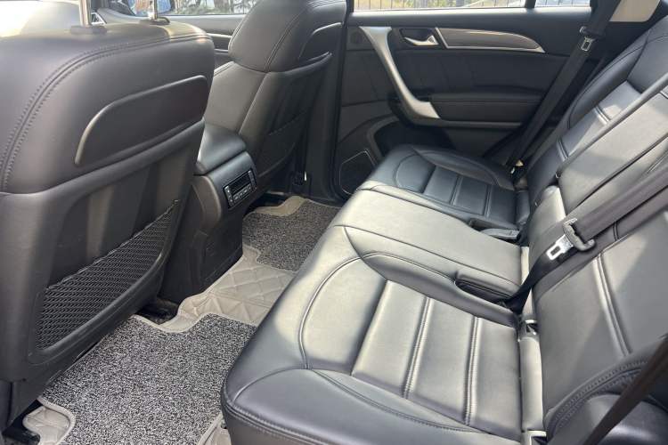 Used Haval H9 2016 2.0T Four-Wheel Drive Luxury Version 5 Seats