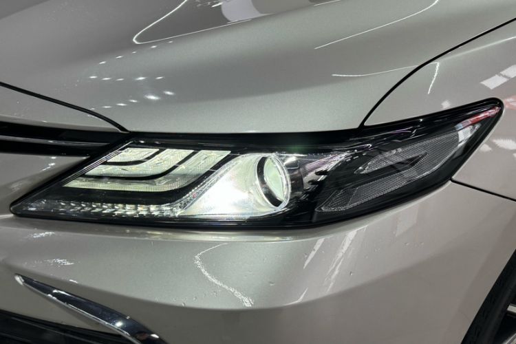 Used Toyota Camry 2021 2.5G Luxury Edition
