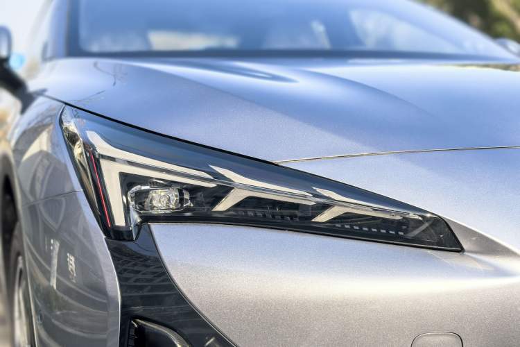 Used ARCFOX Alpha S5 