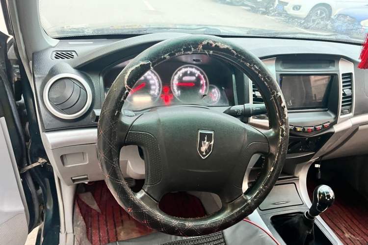 Used Jinbei Jindian 2014 2.4T Golden 009 Diesel Comfort Version with Long Wheelbase
