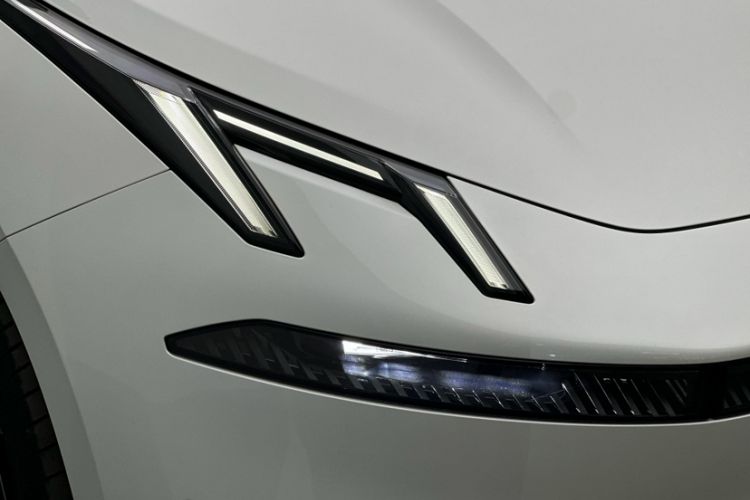 Used Lynk & Co 07 2024 EM-P 126 Long-Range Halo
