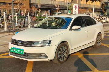 Used Volkswagen Sagitar 2017 230TSI Automatic Comfort Version