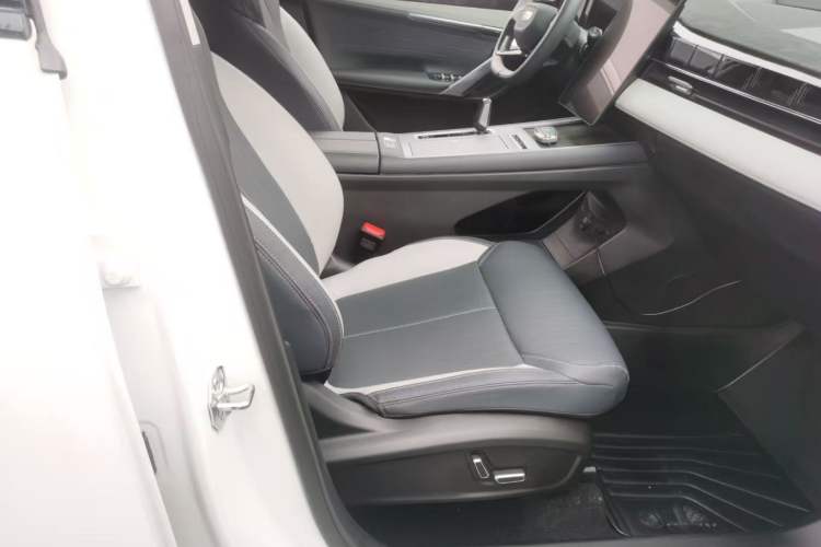 Used Geely Auto FX11 2024 1.5TD DCT Prestige Edition