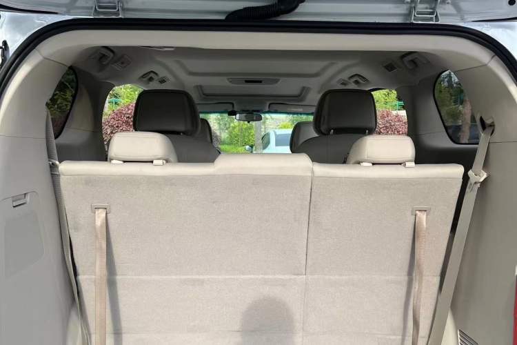 Used Buick GL8 2021 ES Landtrek 653T Comfort Edition
