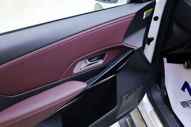 Used  7 2018 45THP Opera Edition
