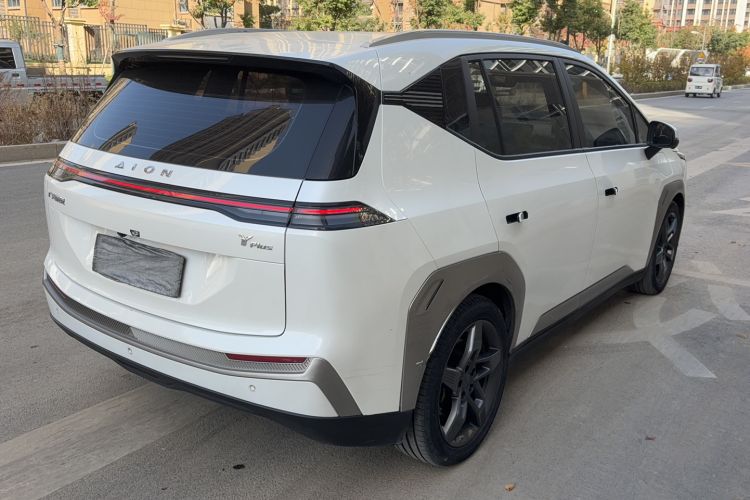 Used AION Y 2022 Plus 70 Tech Edition
