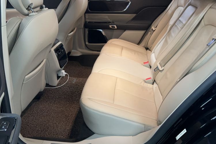 Used Lincoln Continental 2017 2.0T Two-Wheel Drive Deluxe Edition
