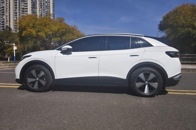 Used Volkswagen ID.4 X 2025 Smart Version Pure & Intelligent Enjoyment Edition
