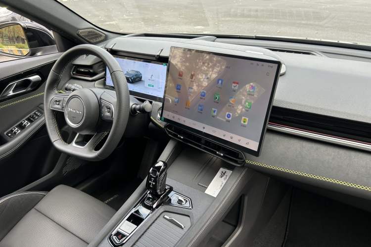 Used Lynk & Co 03 2025 1.5TD DCT Champion Edition Pro
