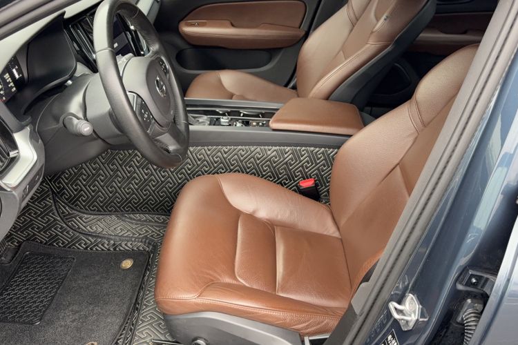 Used Volvo S60 2021 T4 Zhiyi Luxury Edition