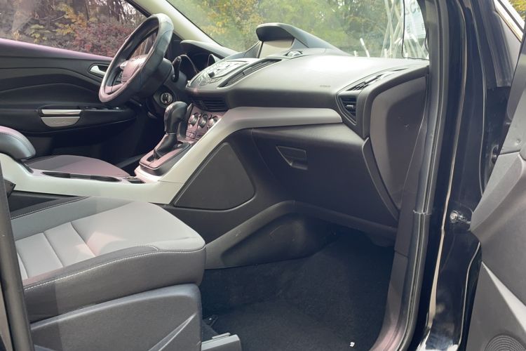 Used Ford Kuga 2013 1.6L GTDi Two-Wheel-Drive Comfort Model