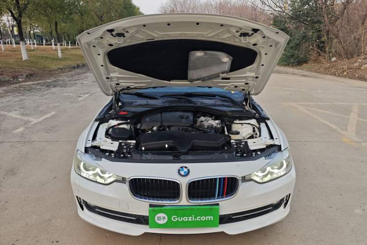 Used BMW 3 Series 2015 316Li Fashion Model
