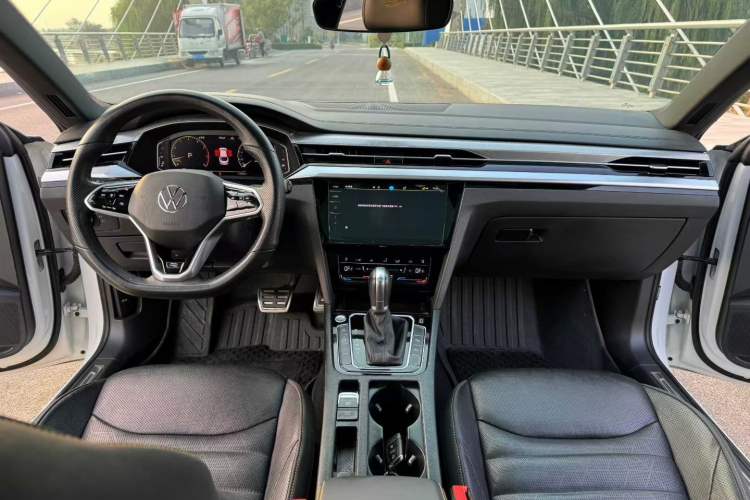 Used Volkswagen FAW-Volkswagen CC 2023 380TSI Striking Edition
