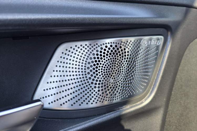 Used Tank 300 2023 City Edition 2.0T—Stylish as Ever
