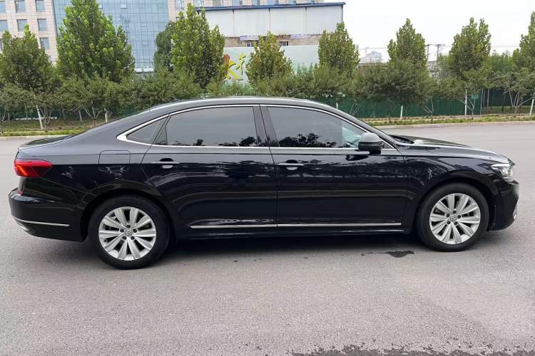Used Volkswagen Passat 2019 330TSI Elite Edition China VI
