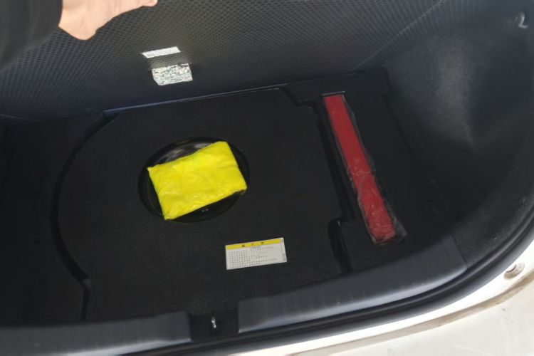 Used Toyota YARiS L 2021 X-Trail 1.5L CVT Luxury Edition
