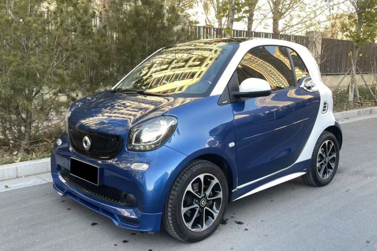 Used  fortwo 2015 1.0L 52 kW Hardtop Passion Edition
